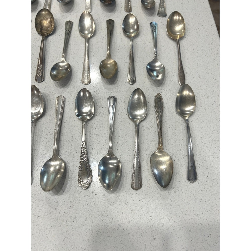 Vintage 48pc Silverplate Teaspoons Lot Mixed 1930s Antique Coffee Spoons Patina - Picture 4 of 11